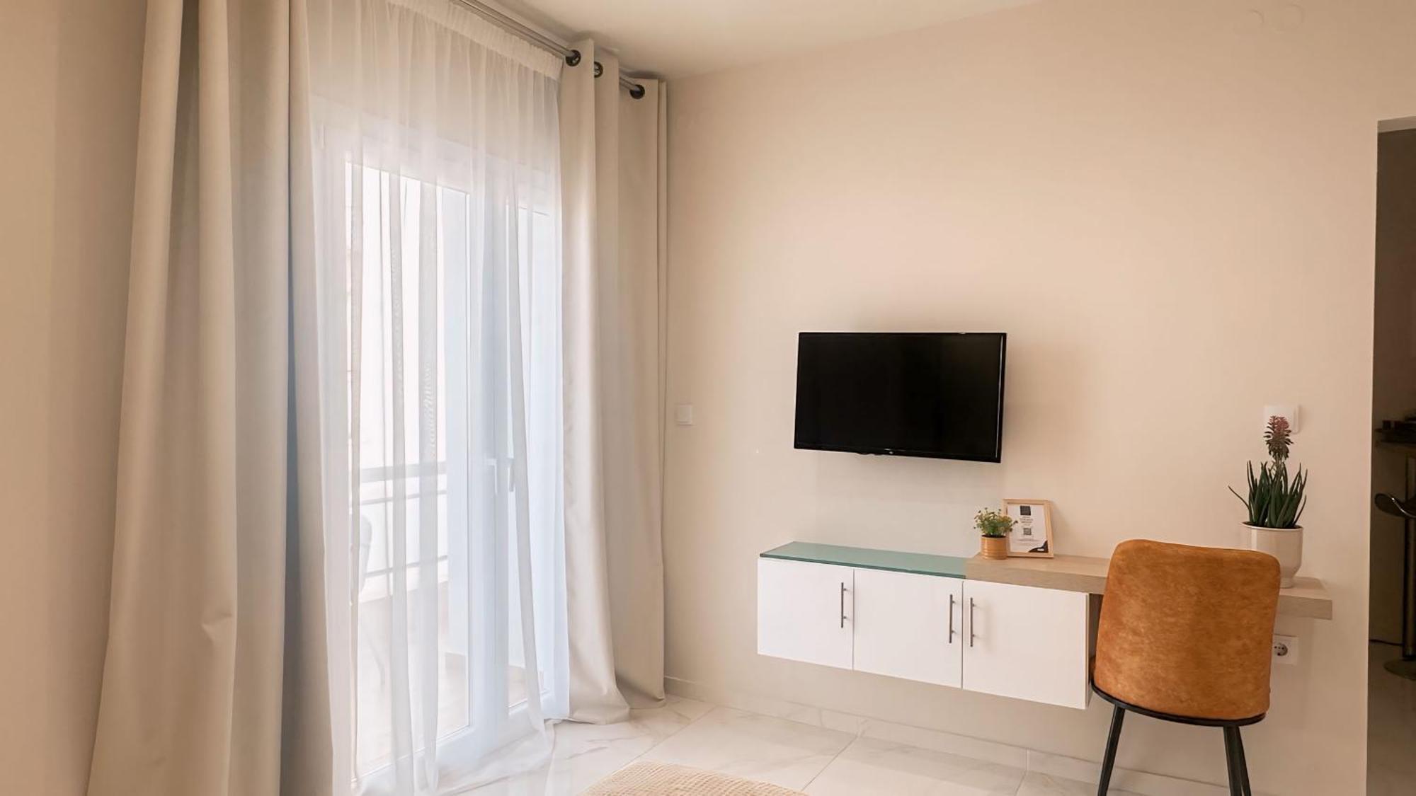 קלמאטה La Perla Apartments מראה חיצוני תמונה