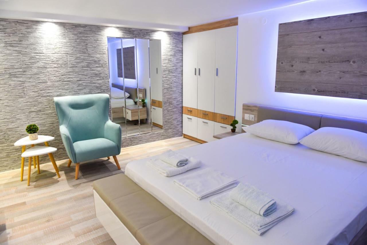 קלמאטה La Perla Apartments מראה חיצוני תמונה
